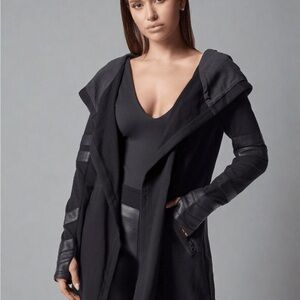 Comfortable hooded travel jacket